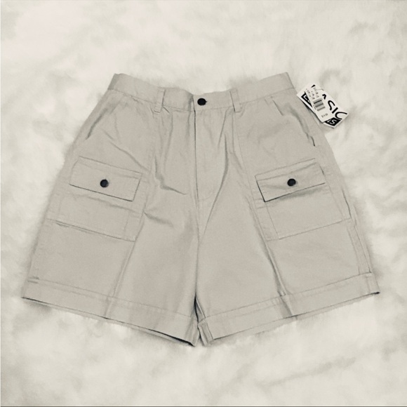 BASIC EDITIONS Shorts Tan Size 14 - Picture 1 of 2